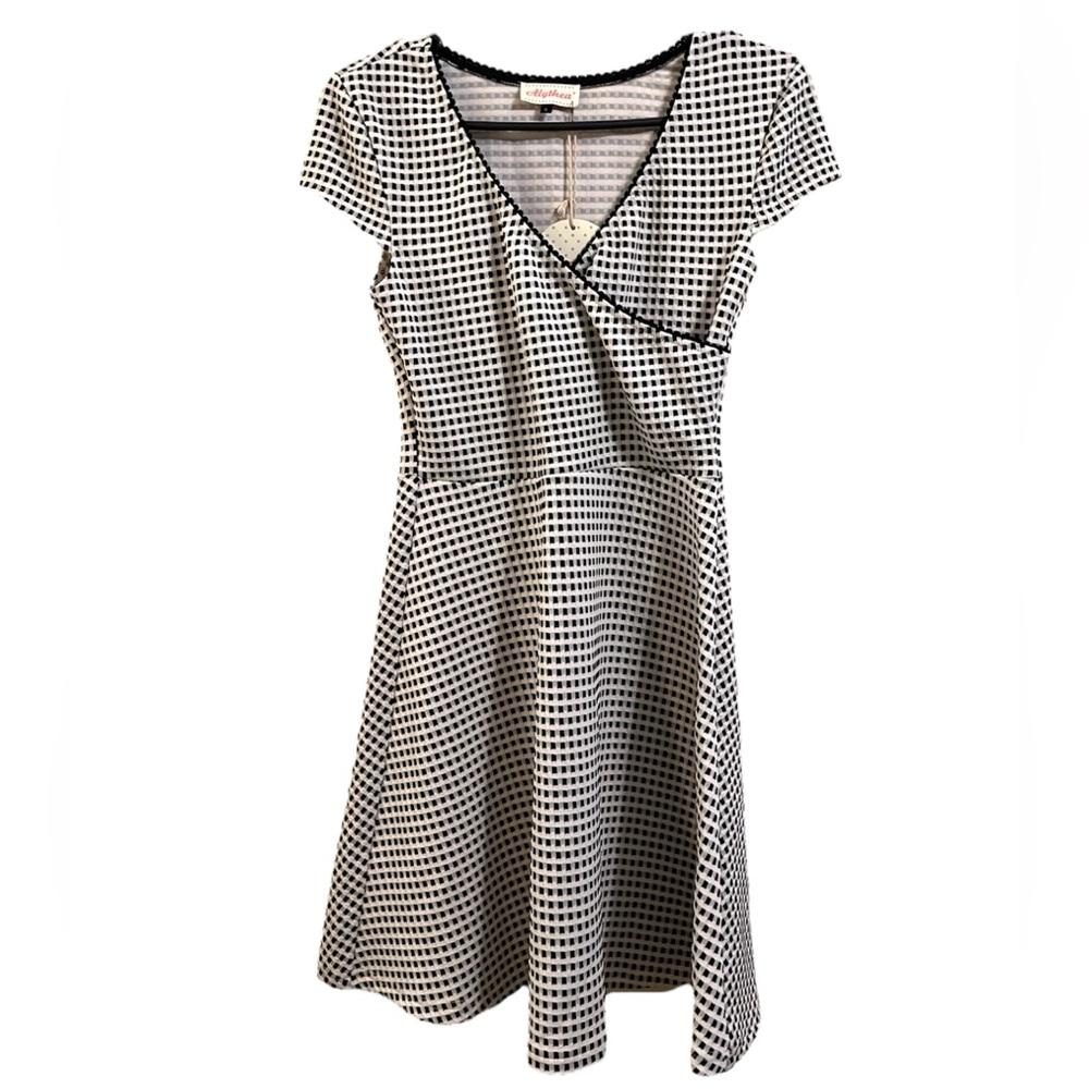 Alythea short sleeve mini dress